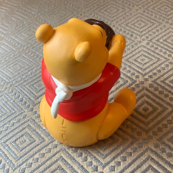 DISNEY WINNIE THE POOH COLLECTION PORCELAIN FIGURINE NWT 60.00 - Picture 4 of 7